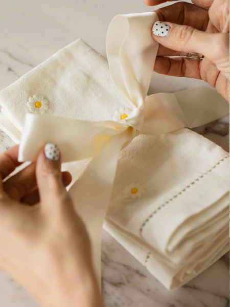 Lahjoja tilaisuuteen kuin tilaisuuteen